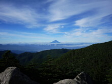 国師ヶ岳より富士山
