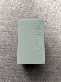 こんな箱に入って届く